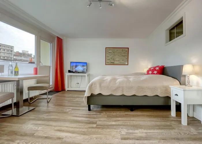 Metropol, Whg 4, Landseite 1og Daire *