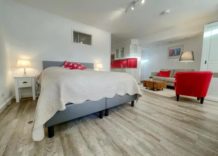 Daire Metropol, Whg 4, Landseite 1og