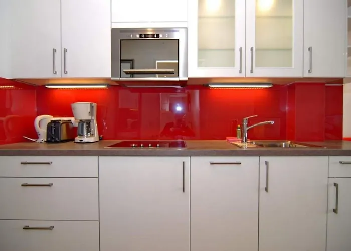 Metropol, Whg 4, Landseite 1og Daire