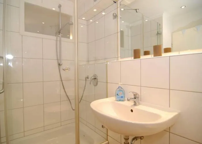 Metropol, Whg 4, Landseite 1og Daire *